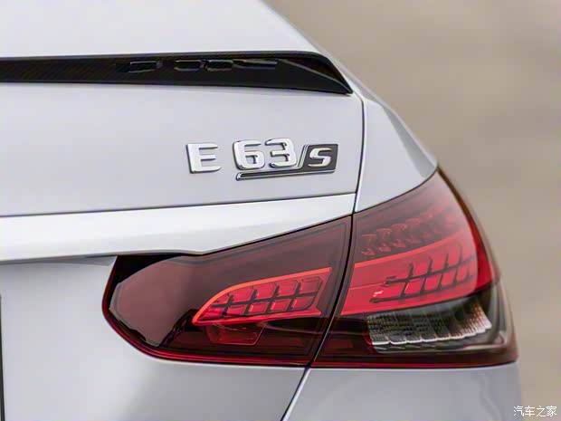 梅赛德斯-AMG 奔驰E级AMG 2021款 AMG E 63 S 4MATIC+ 欧洲版