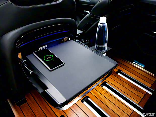 上汽通用五菱 五菱凯捷 2020款 头等舱定制版