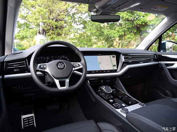大众(进口) 途锐 2019款 2.0TSI 锐翼版