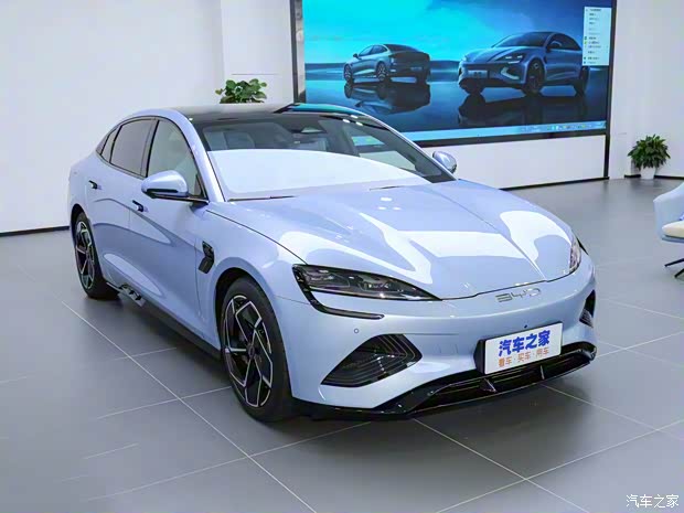 比亚迪 海豹 2022款 700km 长续航后驱版