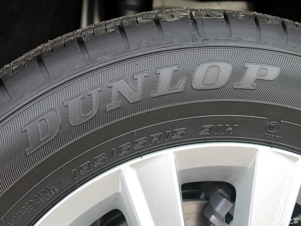 上汽大众 朗逸 2018款 1.5L 手动风尚版 上汽大众 朗逸 2018款 1.5L 手动风尚版