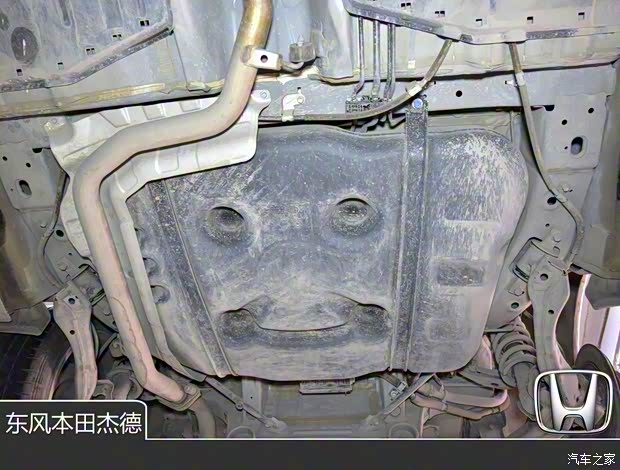 东风本田 杰德 2017款 210TURBO CVT豪华版 5座 东风本田 杰德 2017款 210TURBO CVT豪华版 5座