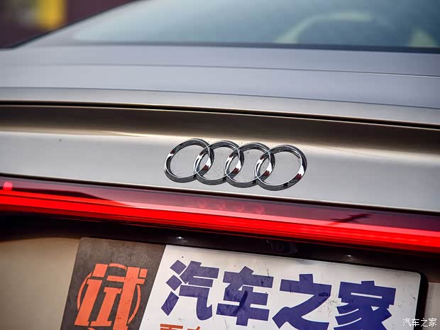 奥迪(进口) 奥迪A7 2019款 55 TFSI quattro 竞技版
