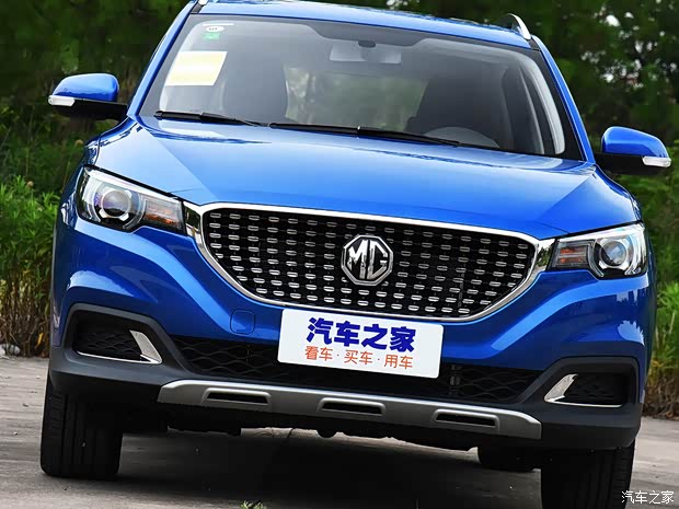 上汽集團(tuán) 名爵ZS 2018款 1.5L 手動(dòng)65寸巨幕天窗版