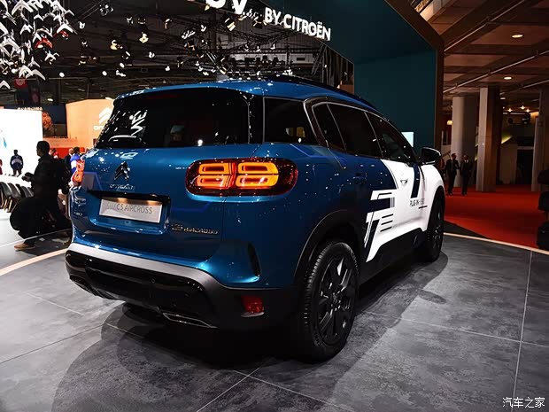 雪铁龙(进口) 雪铁龙C5 AIRCROSS新能源 2018款 基本型 雪铁龙(进口) 雪铁龙C5 AIRCROSS新能源 2018款 基本型