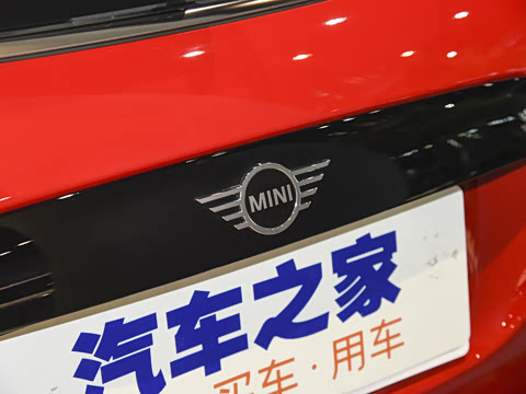 2021款 2.0T COOPER S 经典派 2021款 2.0T COOPER S 经典派