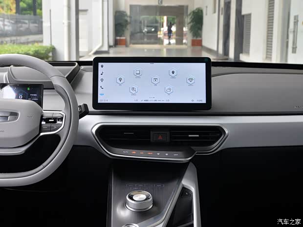 幾何汽車 幾何A 2019款 高維標準續(xù)航立方版 幾何汽車 幾何A 2019款 高維標準續(xù)航立方版