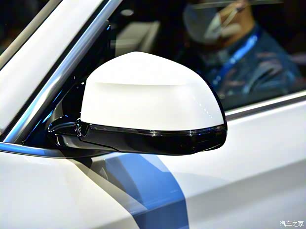 華晨寶馬 寶馬iX3 2020款 創(chuàng)領(lǐng)型