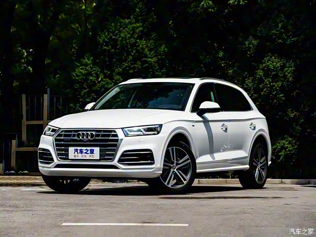 一汽-大眾奧迪 奧迪Q5L 2018款 45 TFSI 尊享豪華運(yùn)動(dòng)型 國(guó)VI