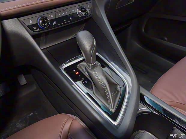 上汽通用別克 別克GL6 2019款 18T 6座互聯(lián)豪華型