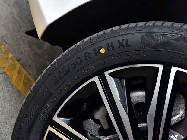 比亞迪 宋MAX新能源 2019款 DM 1.5T 智聯(lián)致耀型 7座 國VI