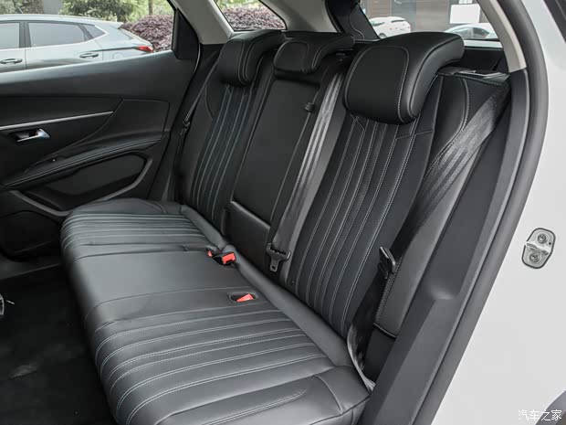 东风标致 标致4008 2021款 360THP 低配版