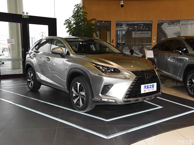 雷克薩斯 雷克薩斯NX 2020款 300h 全驅(qū) 鋒致版 國VI