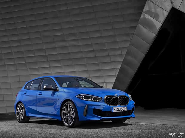 宝马(进口) 宝马1系(进口) 2020款 M135i xDrive 宝马(进口) 宝马1系(进口) 2020款 M135i xDrive