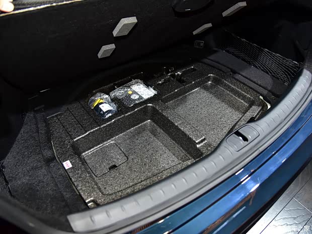 捷尼賽思 捷尼賽思G80 2021款 2.5T 基本型