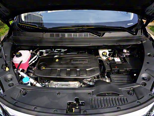 長(zhǎng)安汽車 歐尚COSMOS(科尚) 2019款 1.5T 手動(dòng)旗艦型