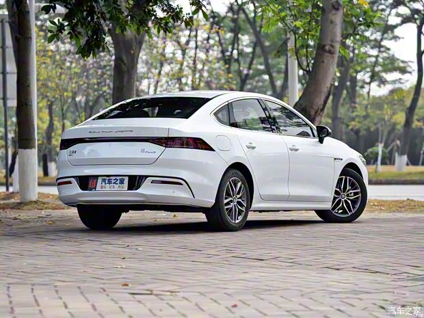 比亚迪 秦PLUS 2021款 DM-i 55KM 旗舰型 比亚迪 秦PLUS 2021款 DM-i 55KM 旗舰型