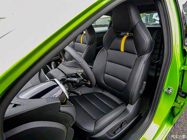 上汽集團(tuán) 名爵6 2020款 1.5T 自動(dòng)Trophy智駕旗艦版