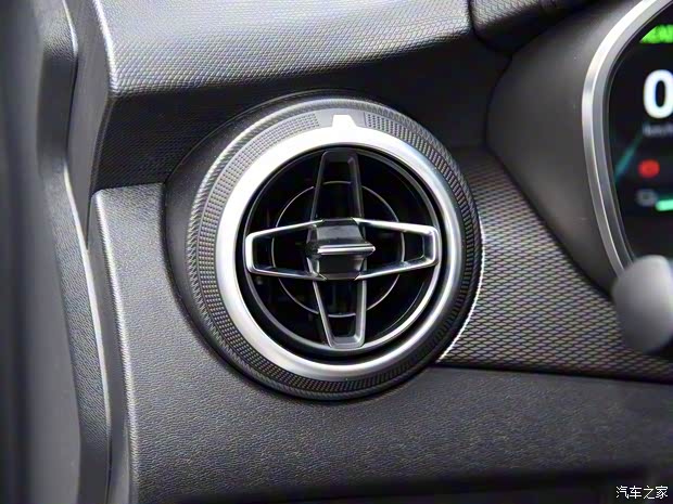 BEIJING汽车 BEIJING-EU5 2020款 R600 智潮版 BEIJING汽车 BEIJING-EU5 2020款 R600 智潮版