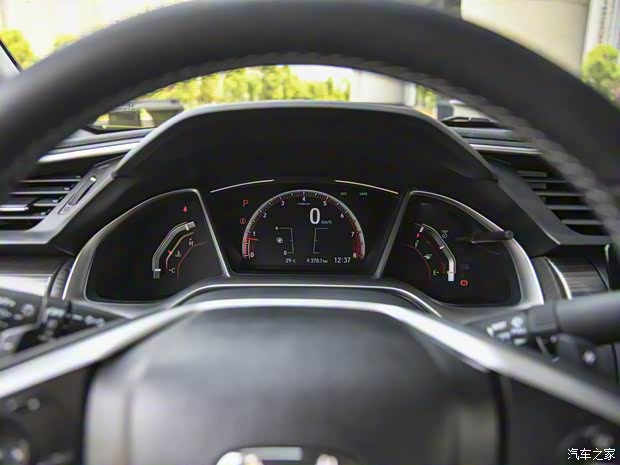 东风本田 思域 2019款 220TURBO CVT燃擎版