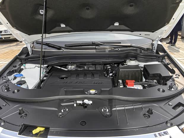 长城汽车 哈弗H6 2018款 运动版 1.5T 手动两驱精英型 国V 长城汽车 哈弗H6 2018款 运动版 1.5T 手动两驱精英型 国V