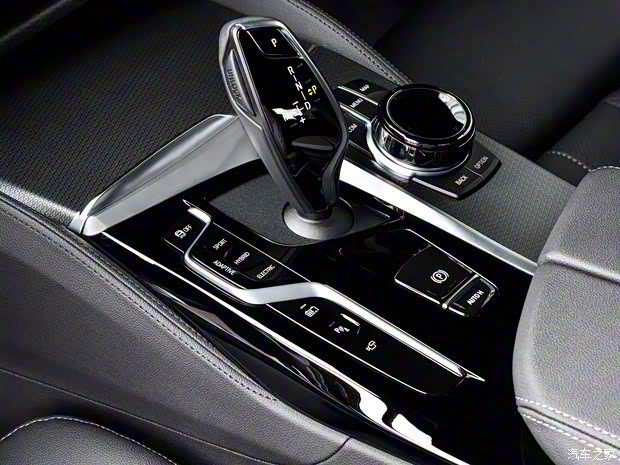 寶馬(進(jìn)口) 寶馬5系新能源(進(jìn)口) 2021款 545e xDrive