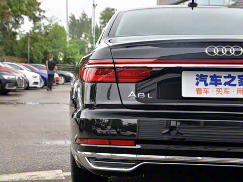 2019款 Plus A8L 50 TFSI quattro 舒适型 2019款 Plus A8L 50 TFSI quattro 舒适型