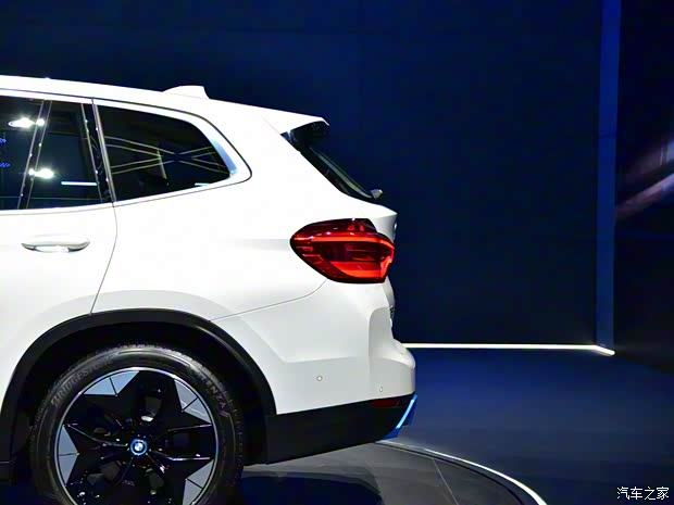 華晨寶馬 寶馬iX3 2020款 創(chuàng)領(lǐng)型
