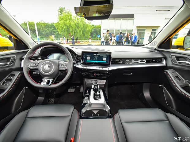 上汽集团 名爵5 2021款 1.5T DCT基本型