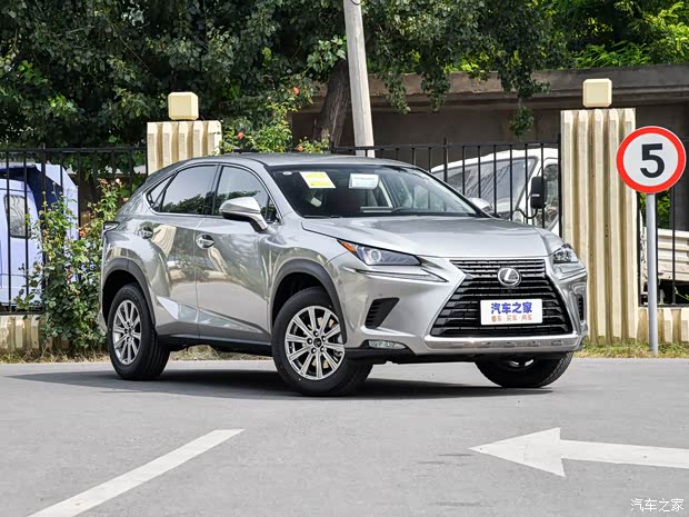 雷克薩斯 雷克薩斯NX 2018款 200 前驅(qū) 鋒行版 雷克薩斯 雷克薩斯NX 2018款 200 前驅(qū) 鋒行版