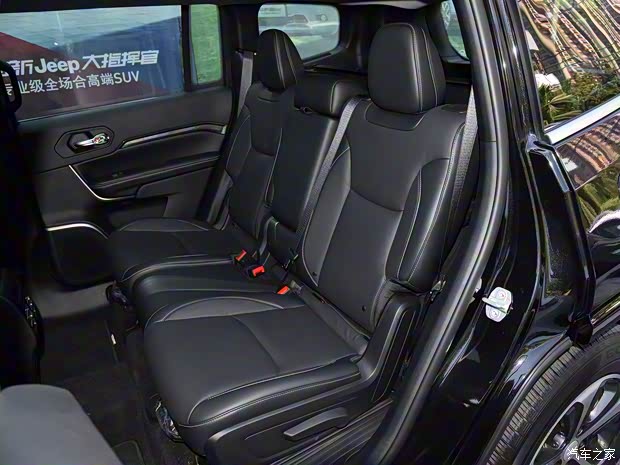 廣汽菲克Jeep 指揮官PHEV 2020款 2.0T 混動進(jìn)享版 廣汽菲克Jeep 指揮官PHEV 2020款 2.0T 混動進(jìn)享版