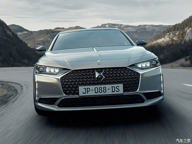 長安標(biāo)致雪鐵龍 DS 9新能源 2020款 基本型