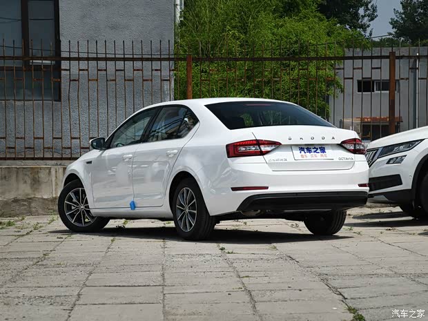 上汽斯柯达 明锐 2019款 1.5L 自动智行舒适版 国VI