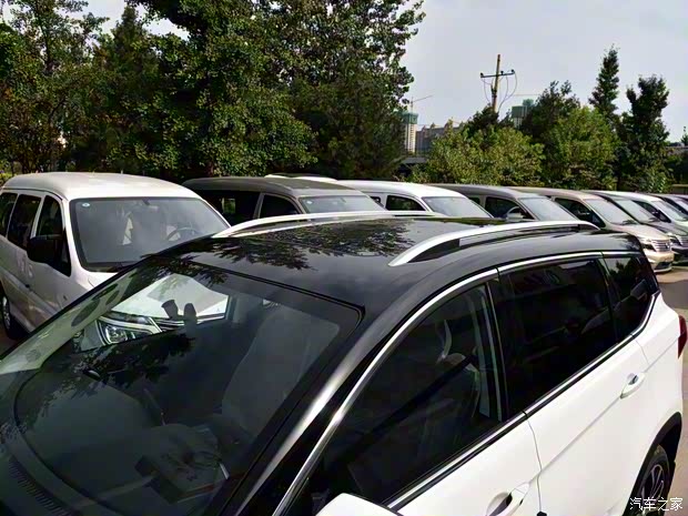 东风风行 风行T5 2021款 1.5T 自动豪华型