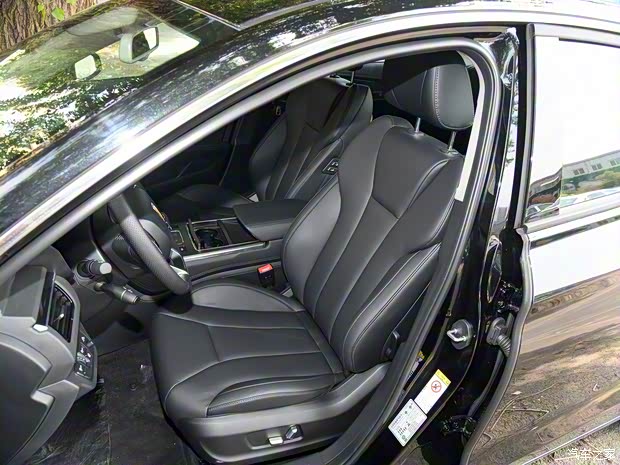 一汽红旗 红旗H5 2020款 1.8T 自动智联旗享版