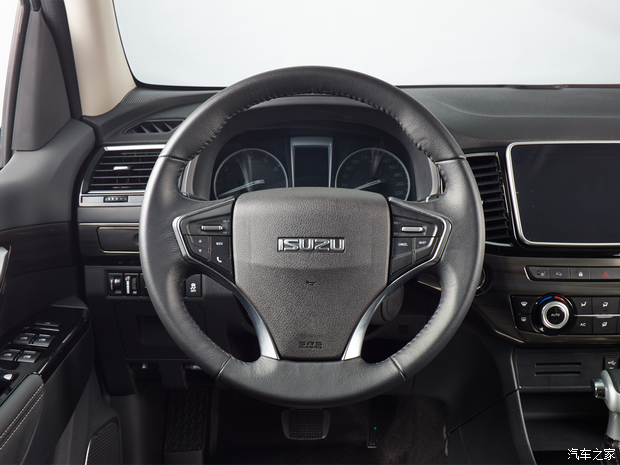 江西五十铃 D-MAX 2019款 3.0T基本型4JJ1-TC HI 江西五十铃 D-MAX 2019款 3.0T基本型4JJ1-TC HI