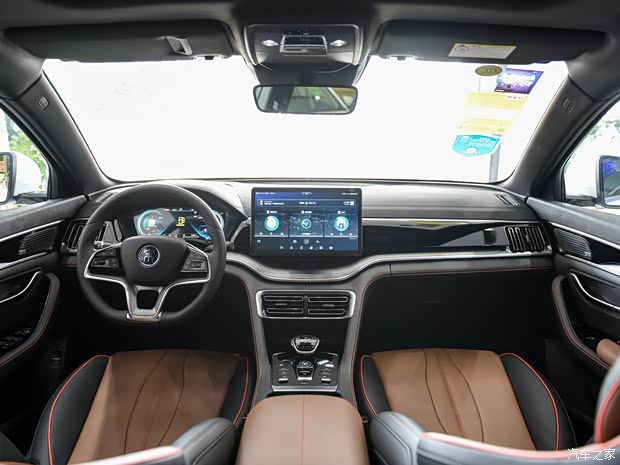 比亚迪 宋PLUS 2020款 1.5T 自动旗舰型