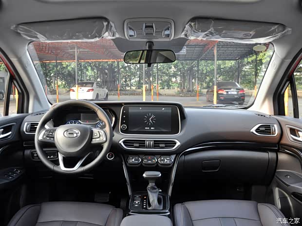 广汽乘用车 传祺GS4 2018款 235T DCT两驱豪华智联百万纪念版