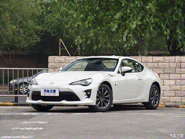 丰田(进口) 丰田86 2019款 2.0L 自动豪华版