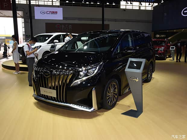 广汽乘用车 传祺M8 2021款 大师系列 390T 至尊版 广汽乘用车 传祺M8 2021款 大师系列 390T 至尊版