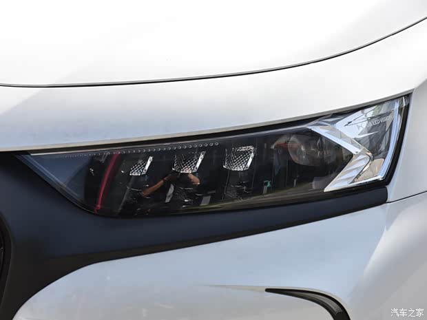 长安标致雪铁龙 DS 7 2018款 运动版 基本型