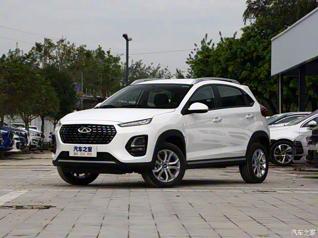 奇瑞汽车 瑞虎3x 2021款 PLUS 1.5L CVT痛快红枣版