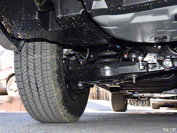 一汽丰田 RAV4荣放 2019款 2.0L CVT两驱风尚X限量版 国V