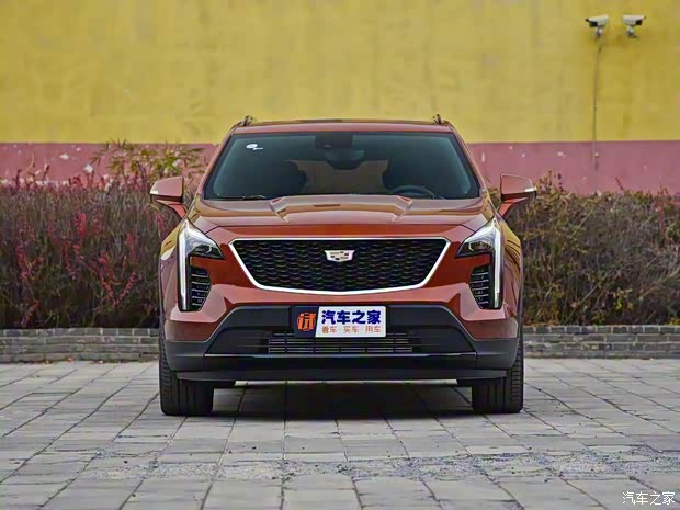 上汽通用凯迪拉克 凯迪拉克XT4 2018款 28T 四驱铂金运动版