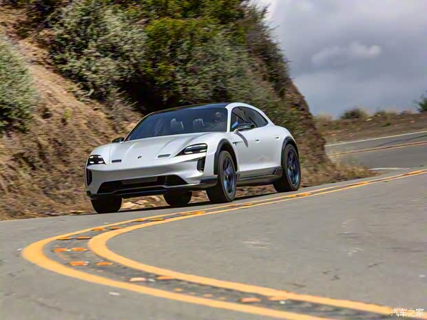 保時(shí)捷 Mission E 2018款 Cross Turismo