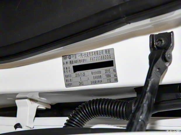 一汽-大众奥迪 奥迪A4L 2019款 35 TFSI 进取型 国VI