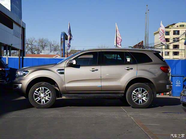 江铃福特 撼路者 2019款 2.0T 汽油自动四驱豪华版 5座 江铃福特 撼路者 2019款 2.0T 汽油自动四驱豪华版 5座