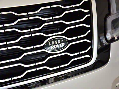 2020款 3.0 L6 尊崇创世加长版 2020款 3.0 L6 尊崇创世加长版