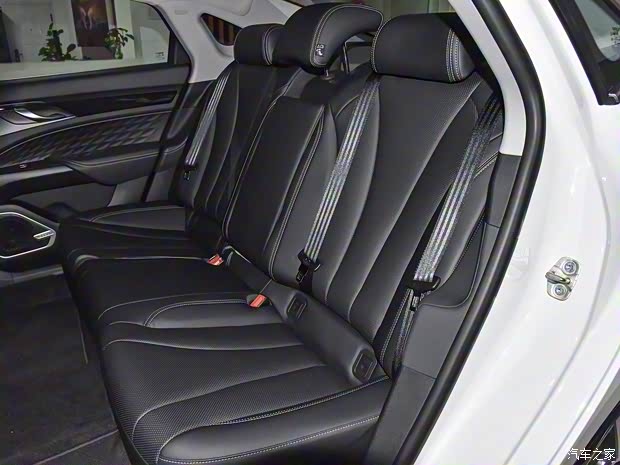 吉利汽车 博瑞 2021款 1.8T 领航版