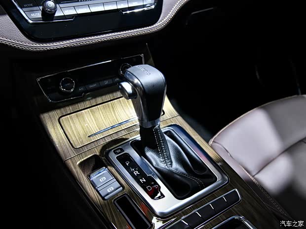 漢騰汽車(chē) 漢騰X5 2019款 MAX 1.5T CVT豪華型 漢騰汽車(chē) 漢騰X5 2019款 MAX 1.5T CVT豪華型